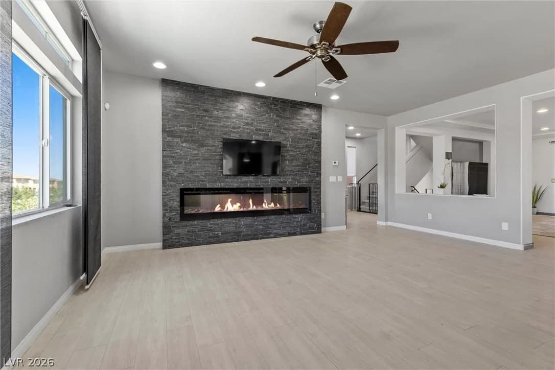 6794 Medovina Court photo 4
