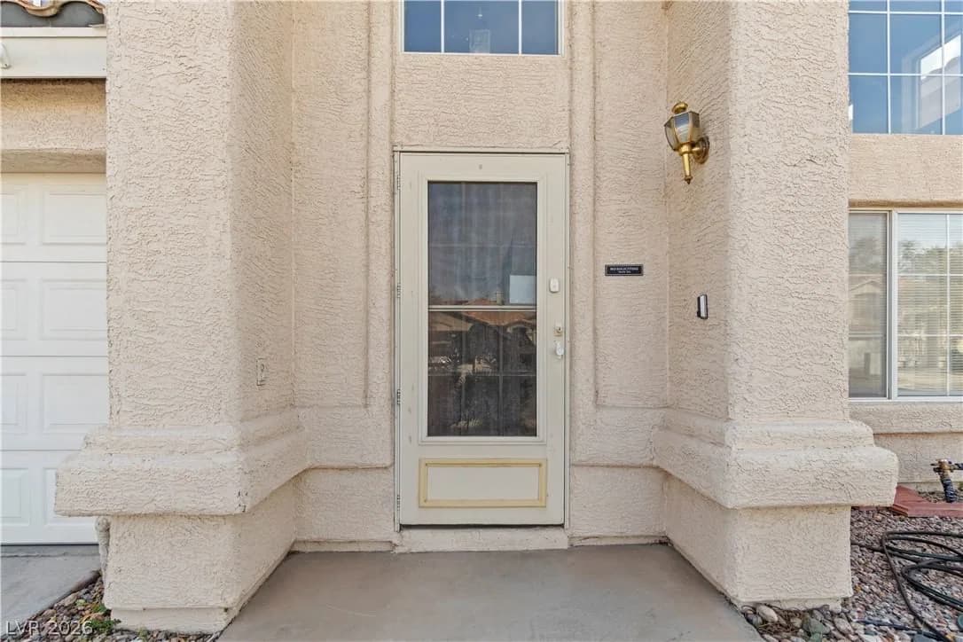 1419 Red Sunset Avenue photo 3