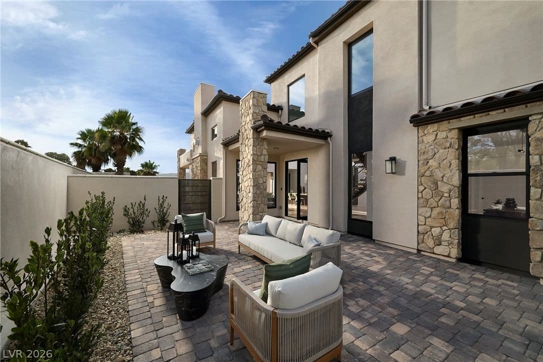 45 Bellissima Lago Court photo 5