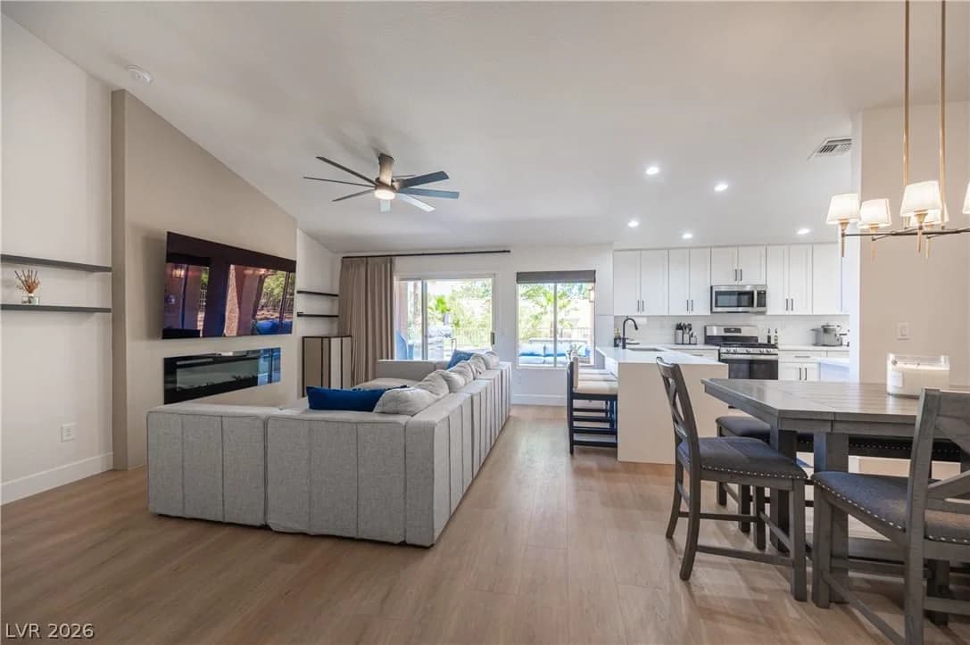 2548 Tumble Brook Drive