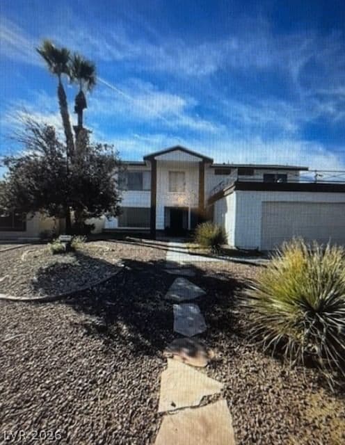 5243 Sunnywood Drive