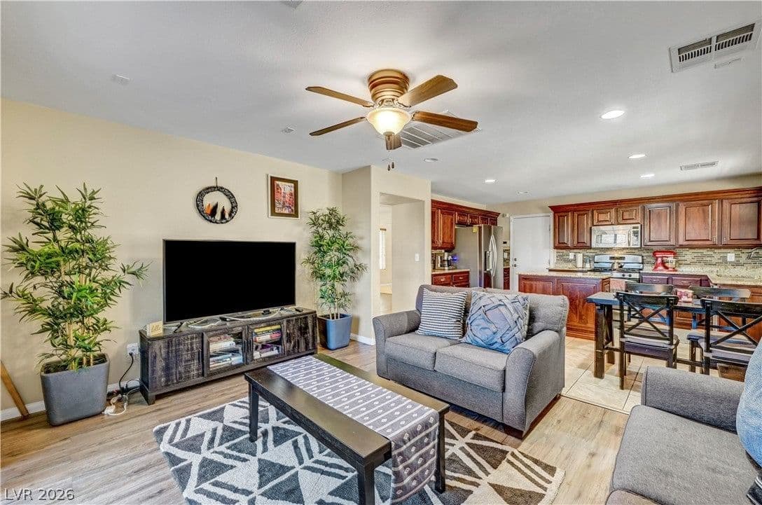 8944 Ryan Creek Avenue photo 3