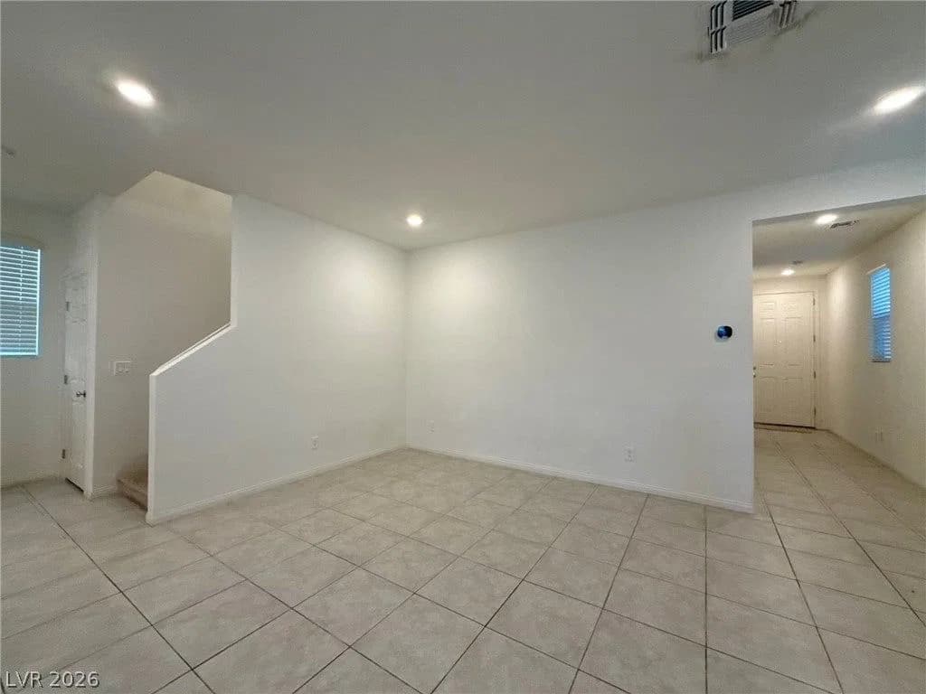 6999 Bard Avenue photo 2