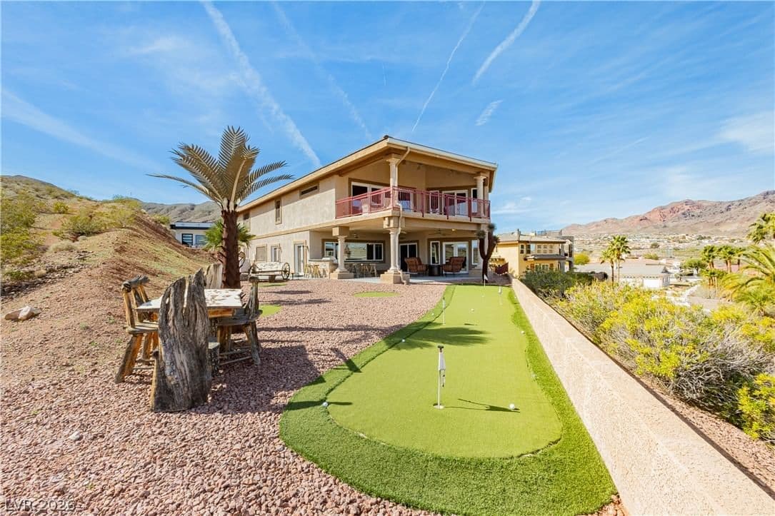 113 Caperna Court photo 2
