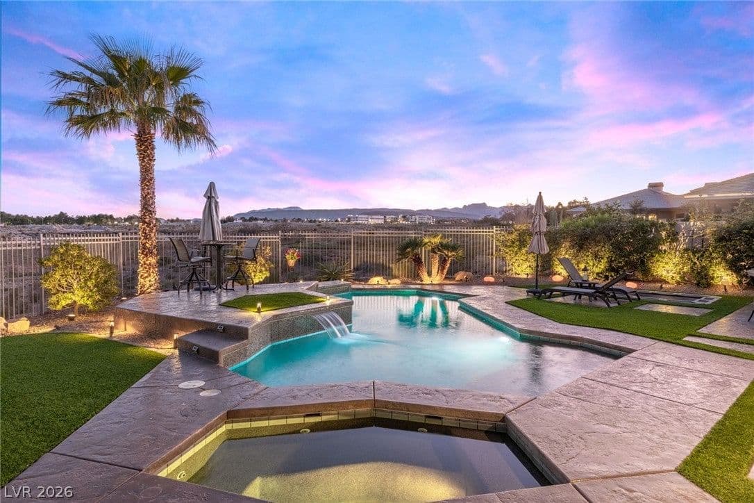 9601 Canyon Mesa Drive