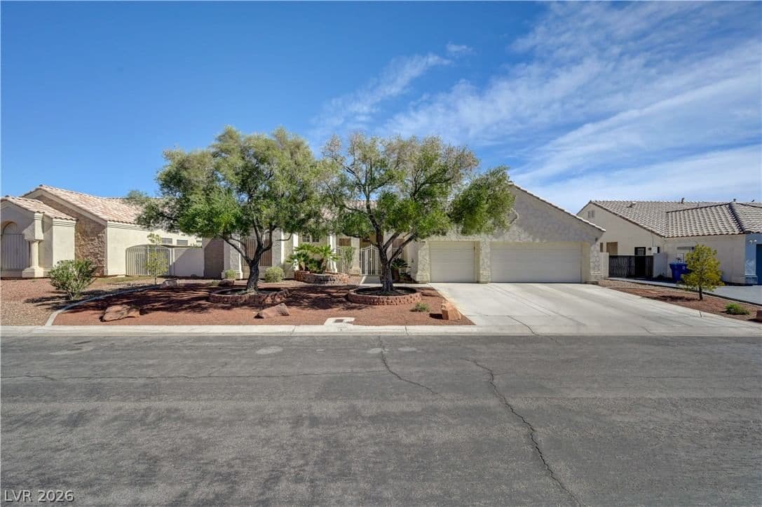3248 Cambridgeshire Street photo 3