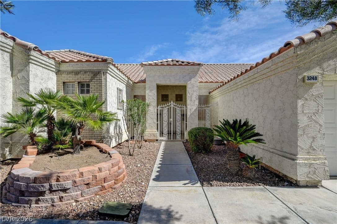 3248 Cambridgeshire Street photo 2