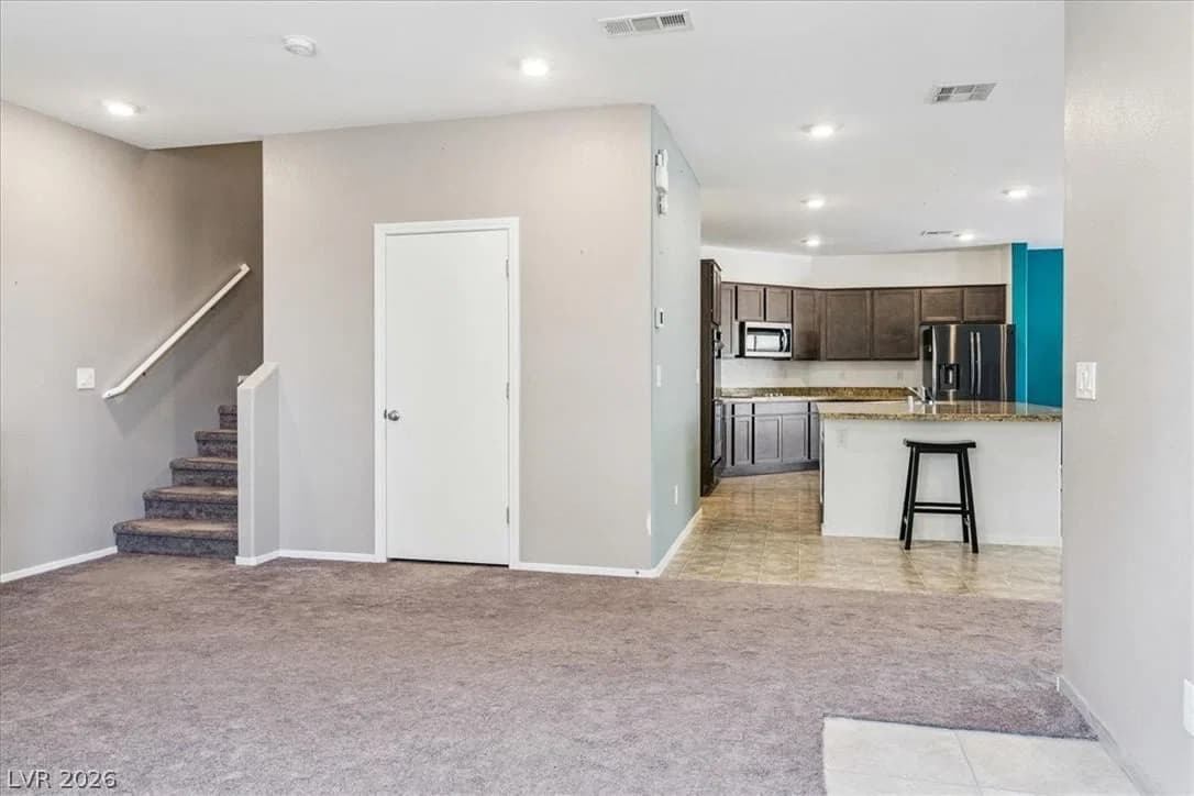 3942 Teller Drive photo 3