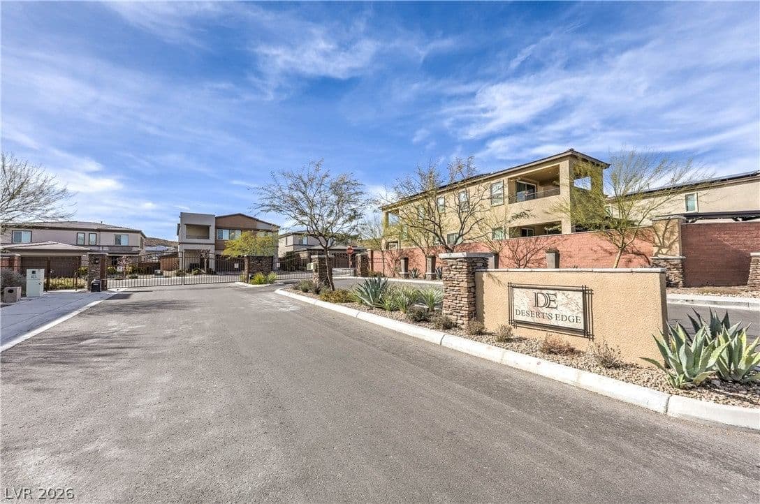 10089 Desert Azure Street photo 2