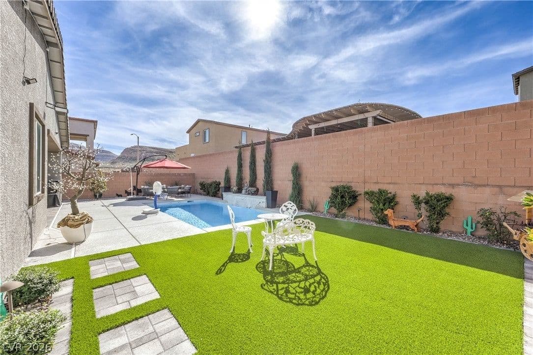 10089 Desert Azure Street photo 3