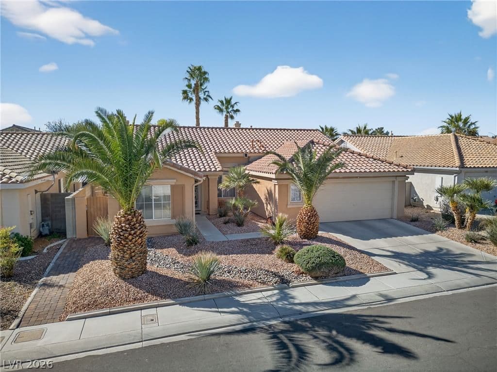 1911 Ginger Blossom Avenue photo 4