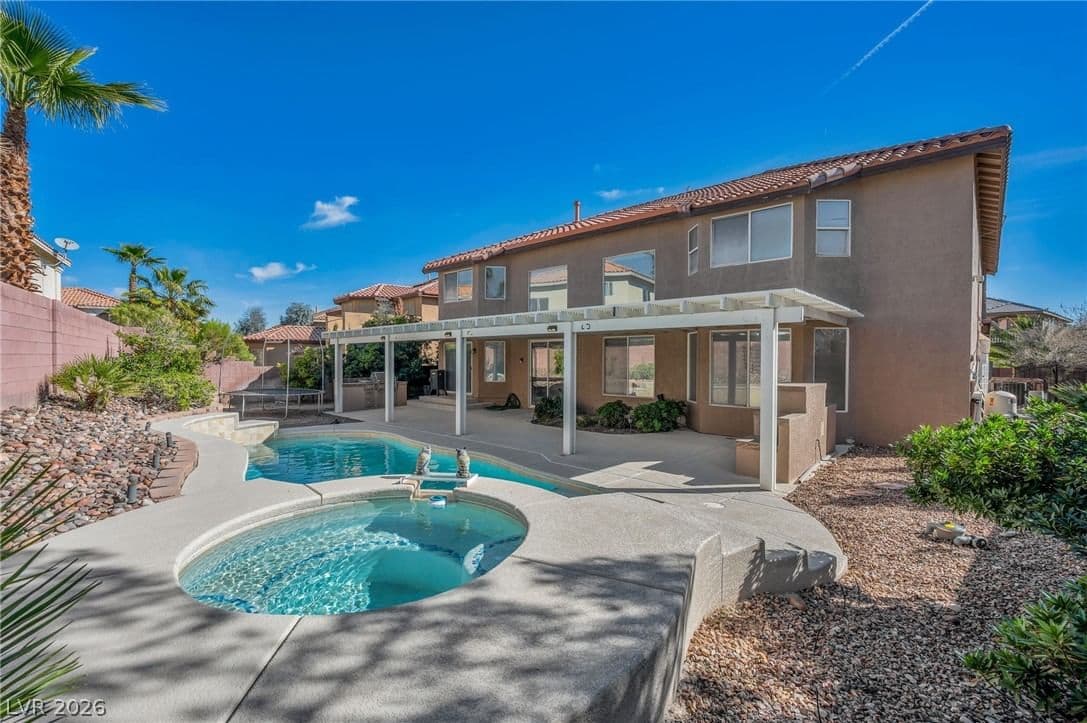 7685 Golden Lantern Court