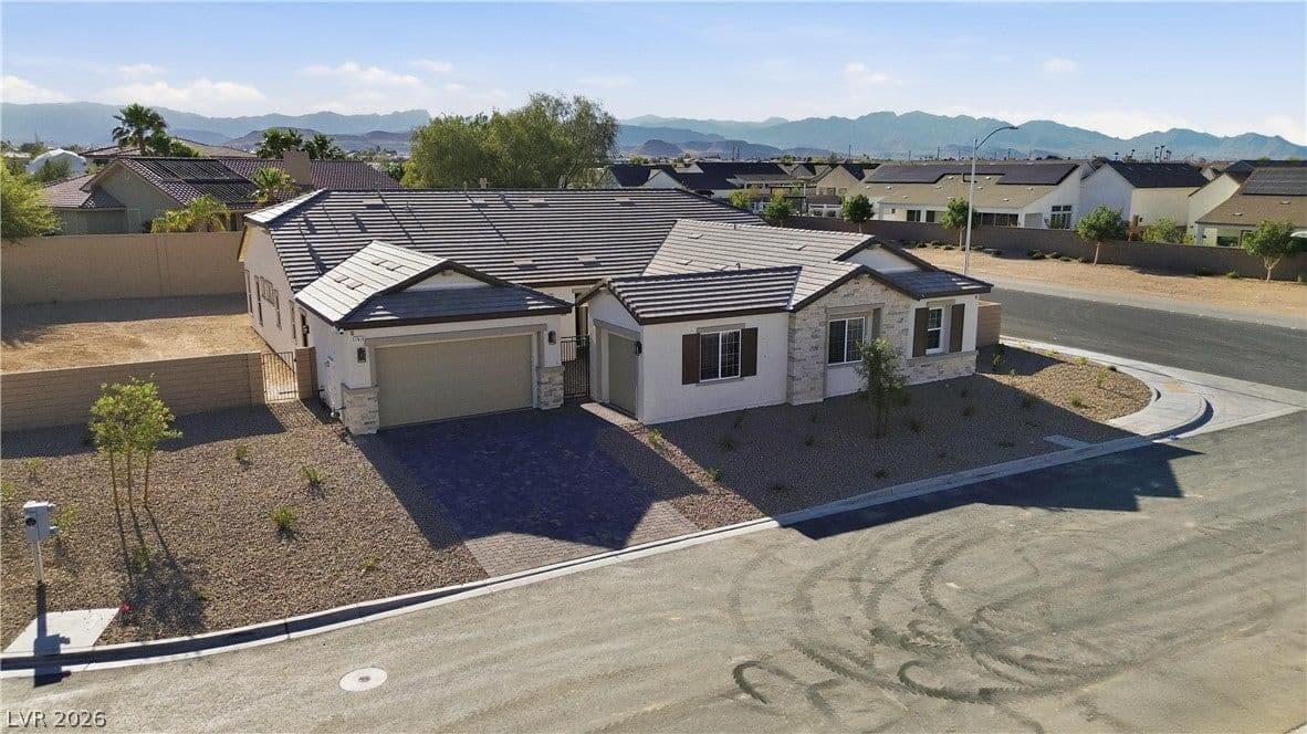 7615 Pebble Road photo 2