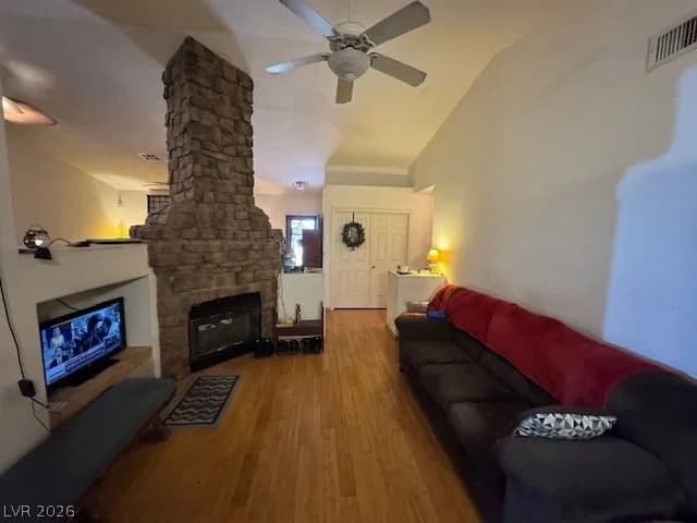 6570 Evening Rain Avenue photo 4