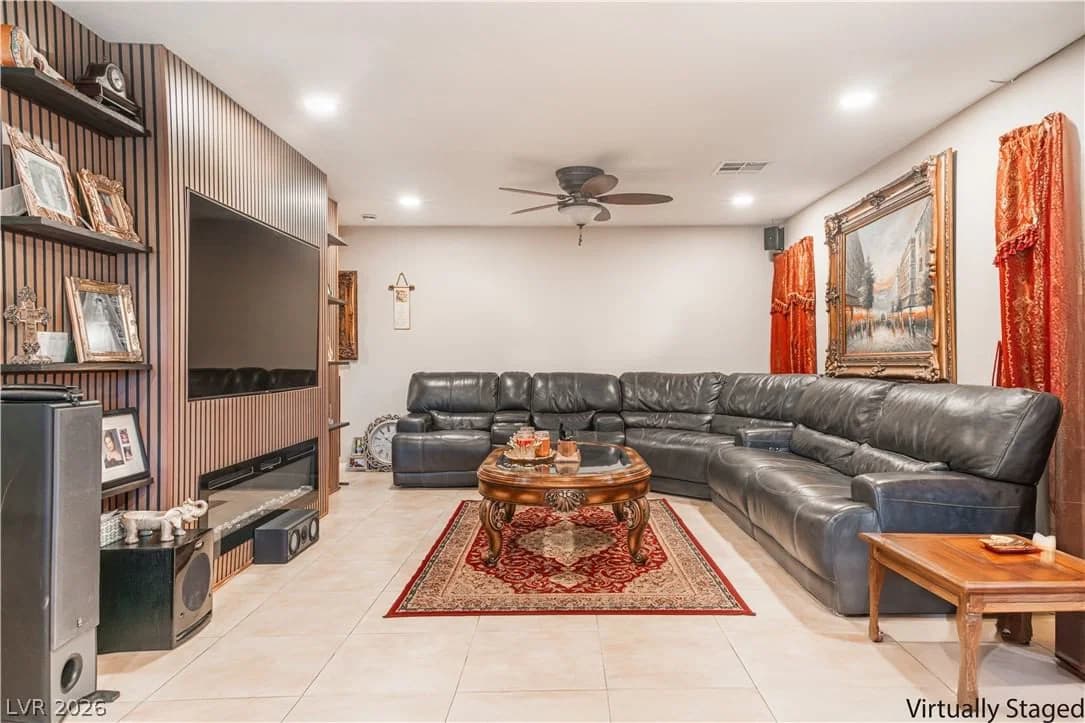 8867 Bonneville Peak Court photo 4