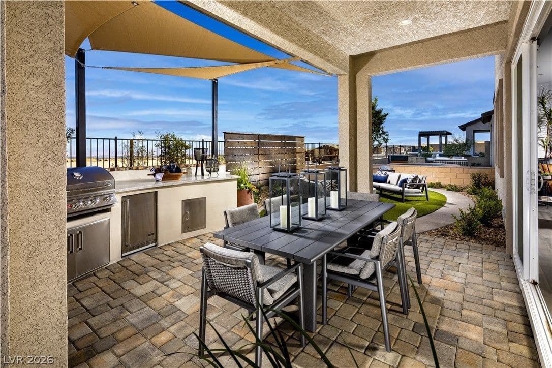 9020 Cielo Canyon Street photo 2