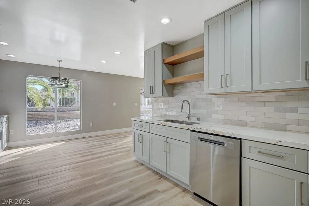 8753 Sundial Drive photo 3