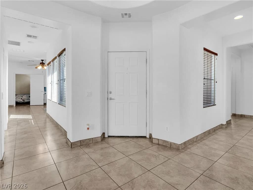 5475 Criollo Drive photo 2