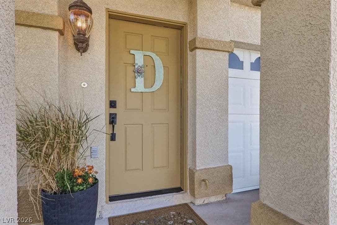 8213 Fawn Brook Court photo 5