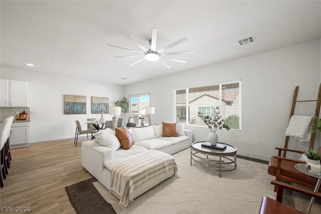 2088 Sawtooth Mountain Drive photo 4