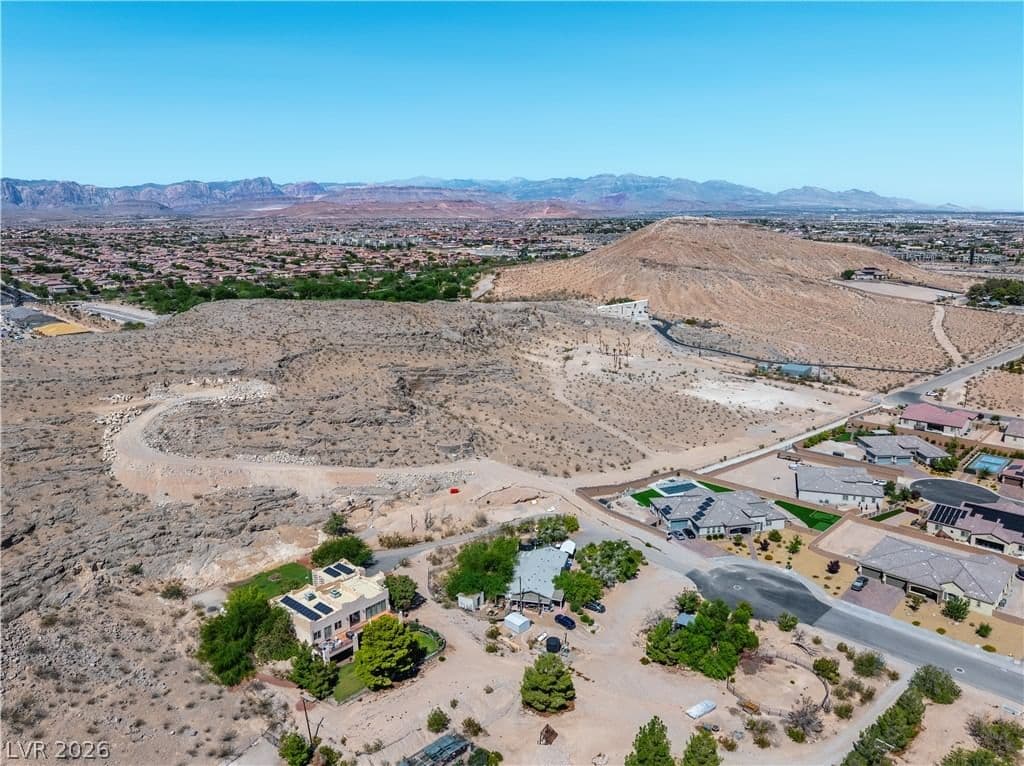 5 Acres Hilltop Strip Views