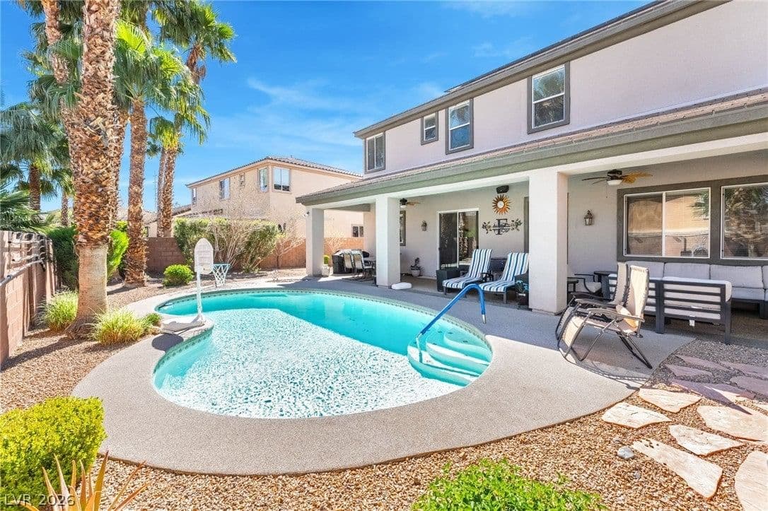 2398 Sunburst View Street photo 2