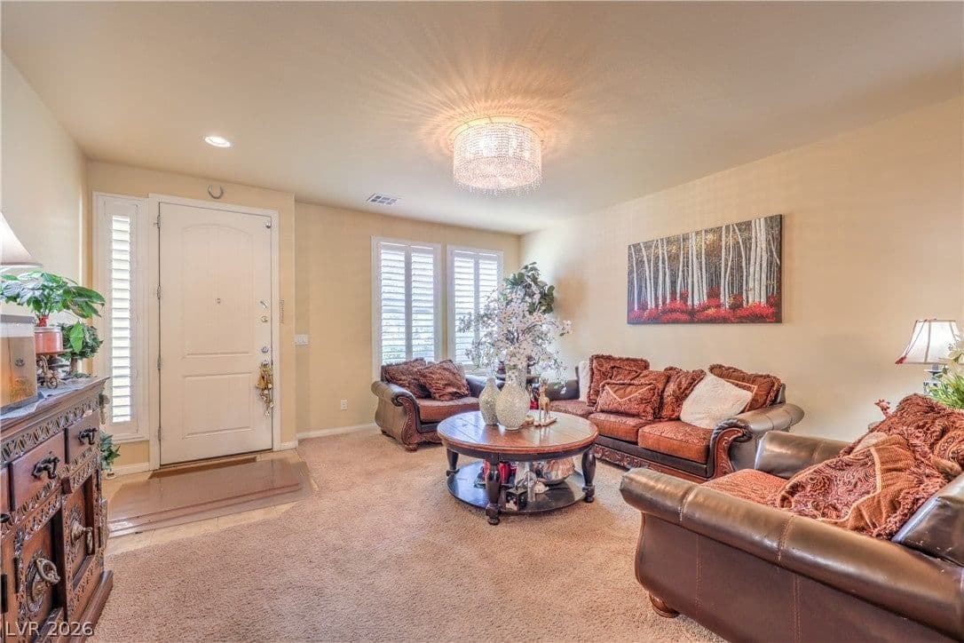 1010 Saffex Rose Avenue photo 5