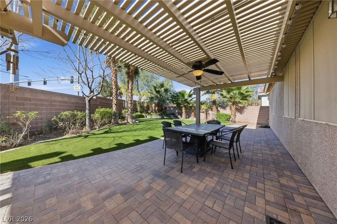 10029 Central Valley Avenue photo 4