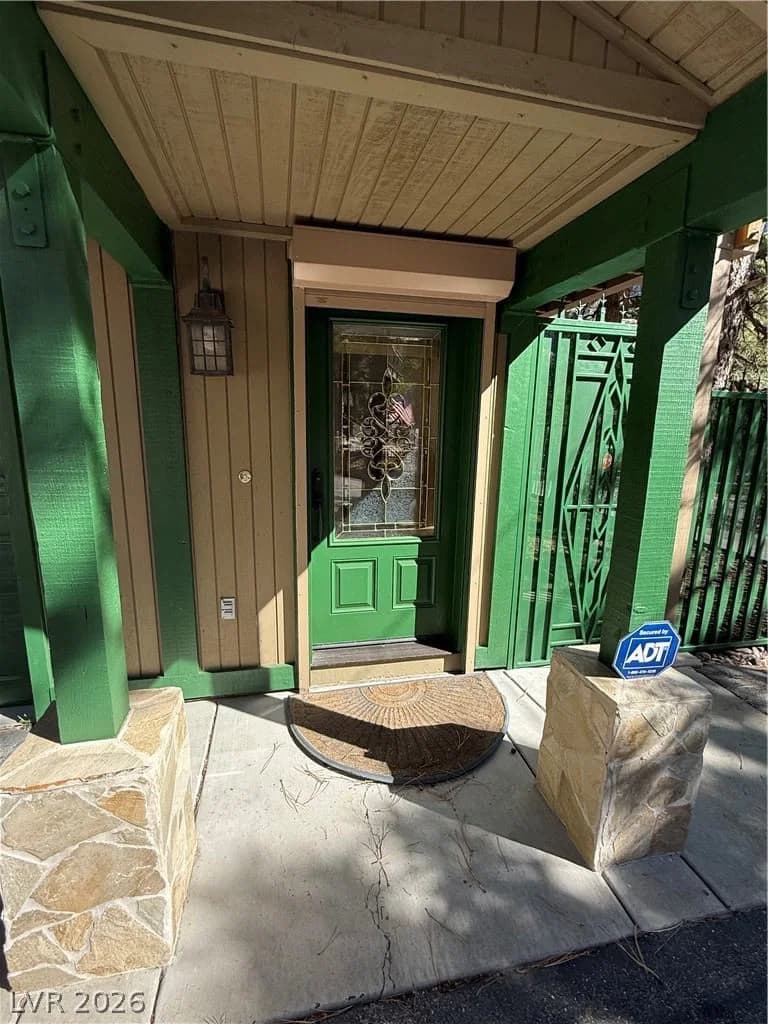 310 Echo Road photo 2