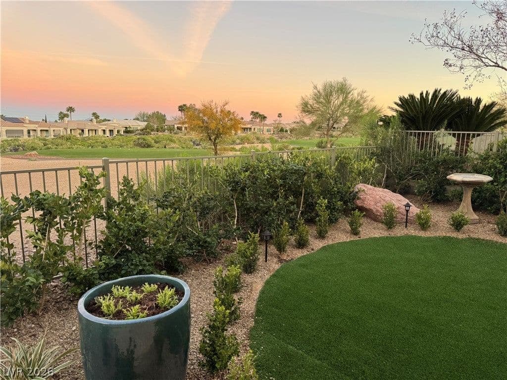 4740 Riva De Romanza Street photo 3