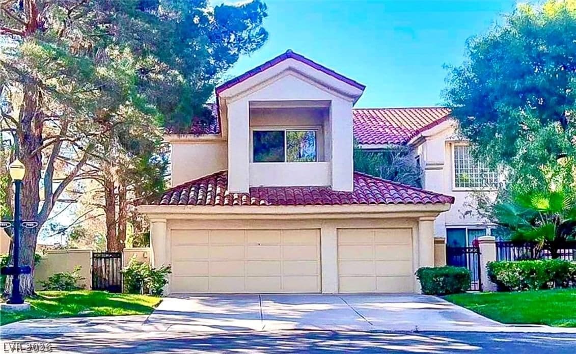 7829 Bermuda Dunes Avenue photo 2