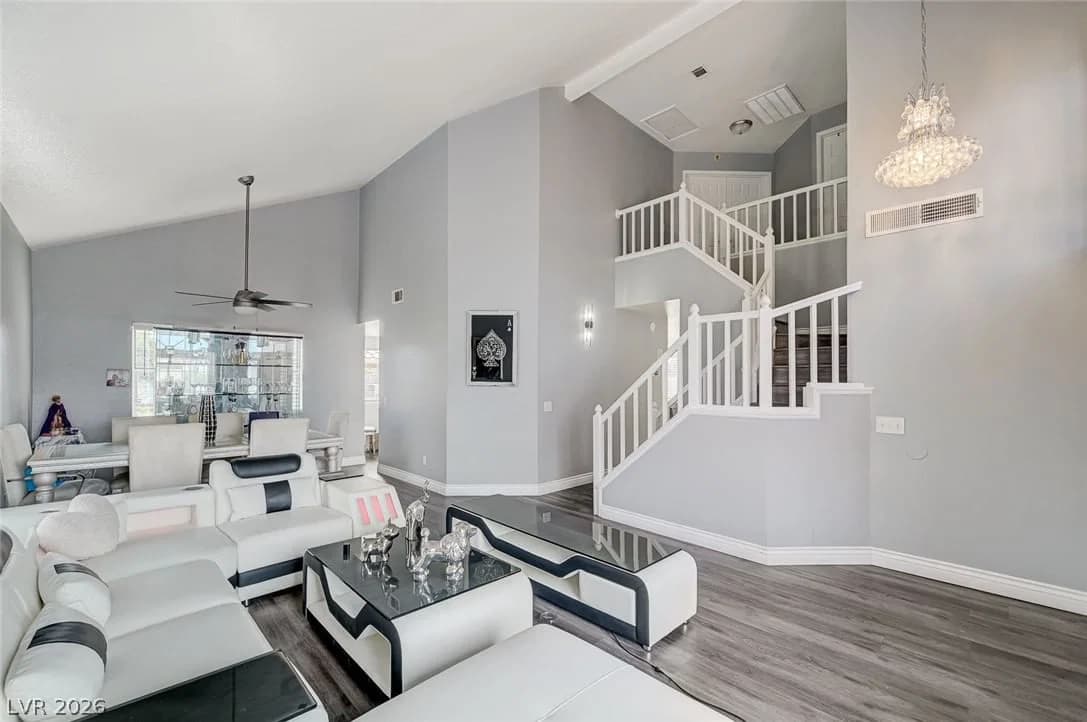 1621 Beech Grove Drive photo 5