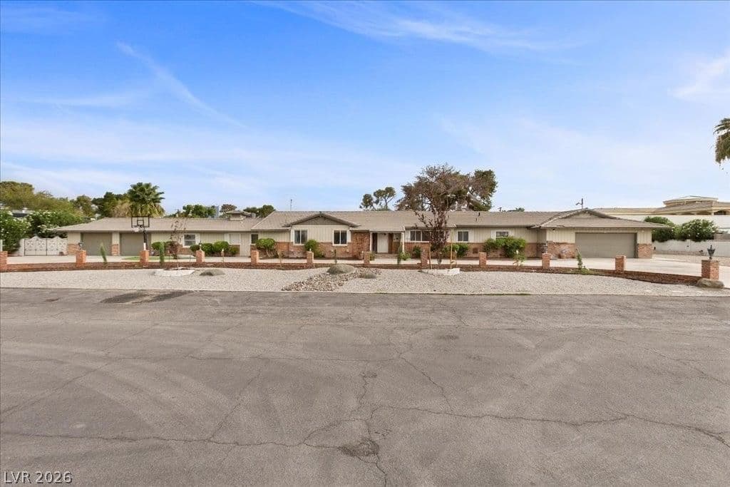 2211 Edgewood Avenue photo 3