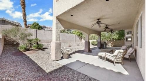 3047 Loggia Court photo 2