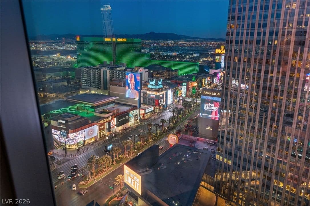 3722 Las Vegas Boulevard photo 4