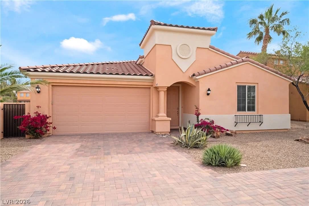 1286 Calcione Drive