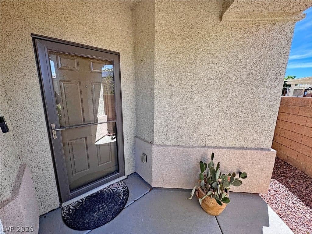 5165 Lilia Avenue photo 2