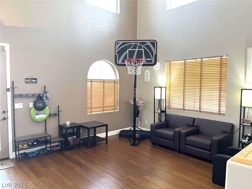 7729 Villa Gabriela Avenue photo 4