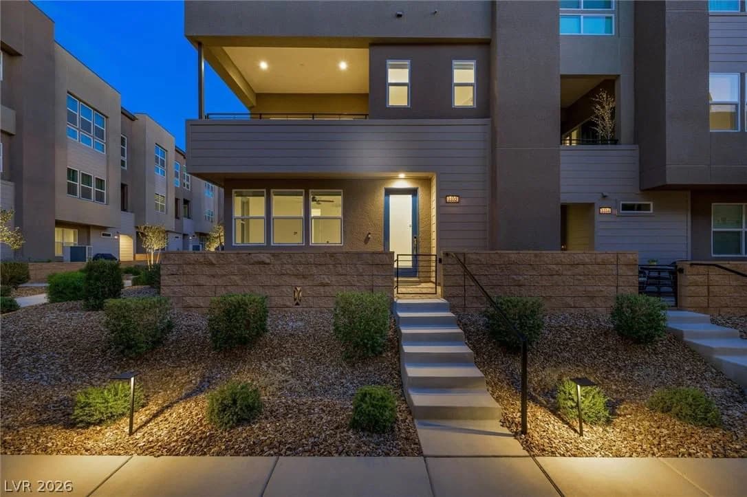 3332 Birdseye Maple Avenue photo 4