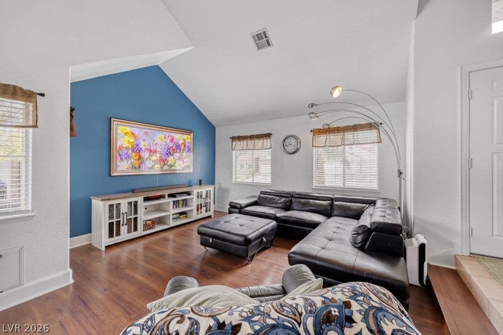 1735 Stagecoach Drive photo 4