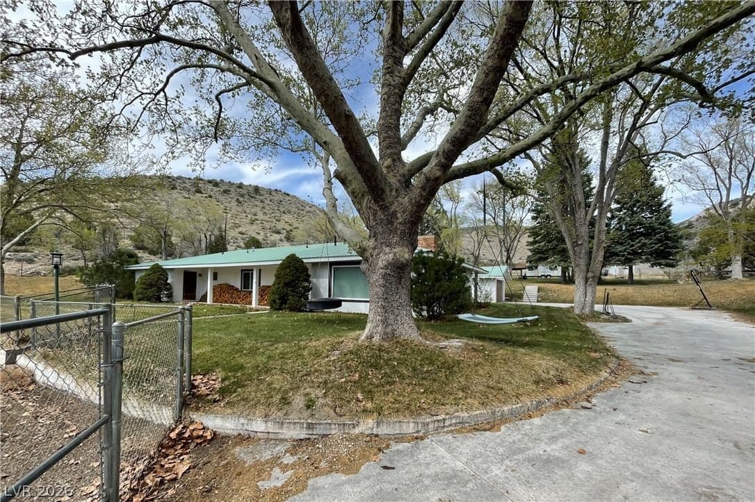 1768 Argentite Way photo 4