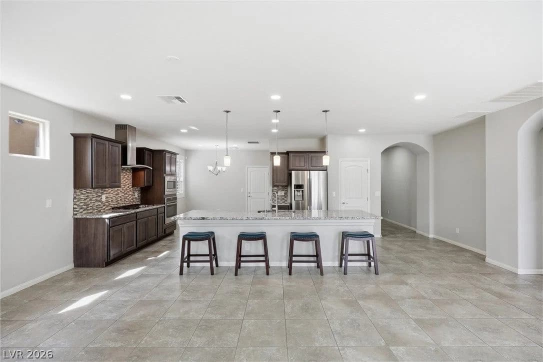 6158 Hays Cove Court photo 2