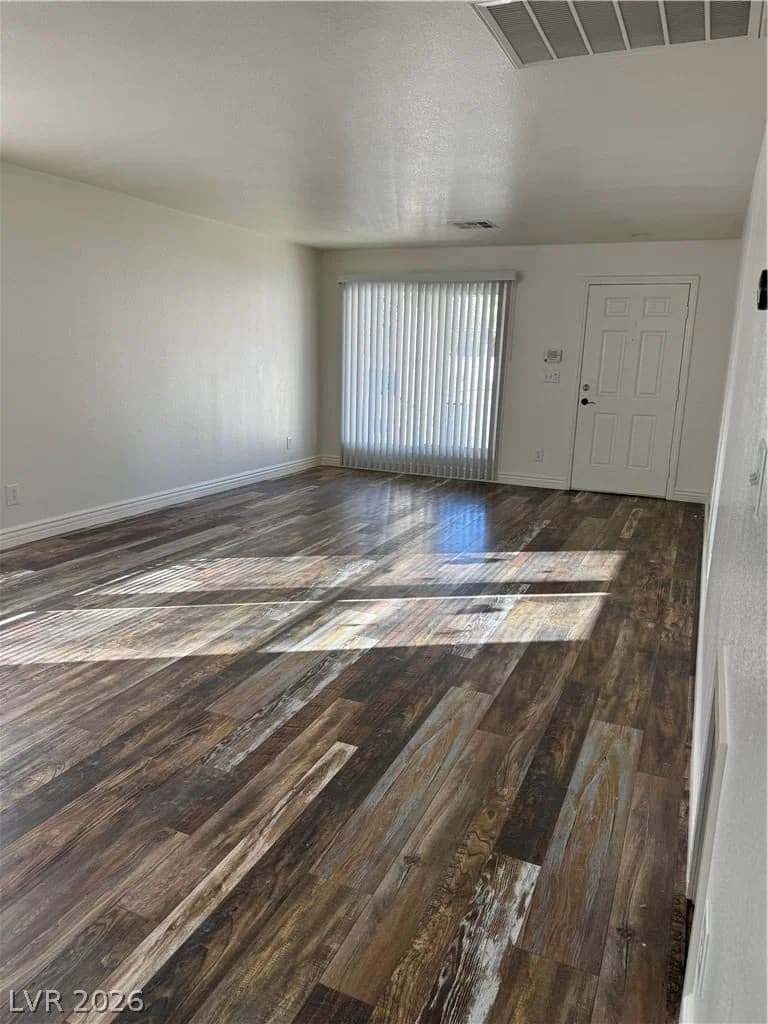 10799 Flame Vine Court photo 4