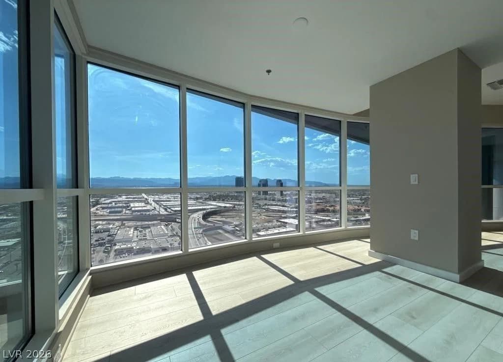 4525 Dean Martin Drive photo 4