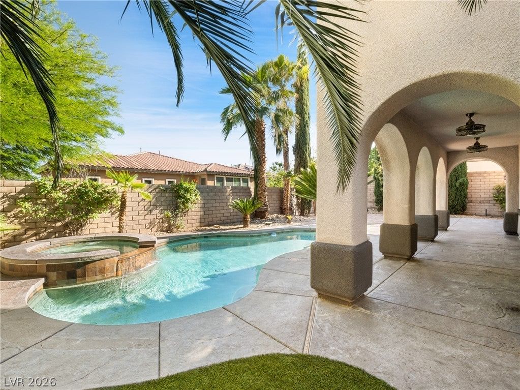 12113 El Portico Court photo 5