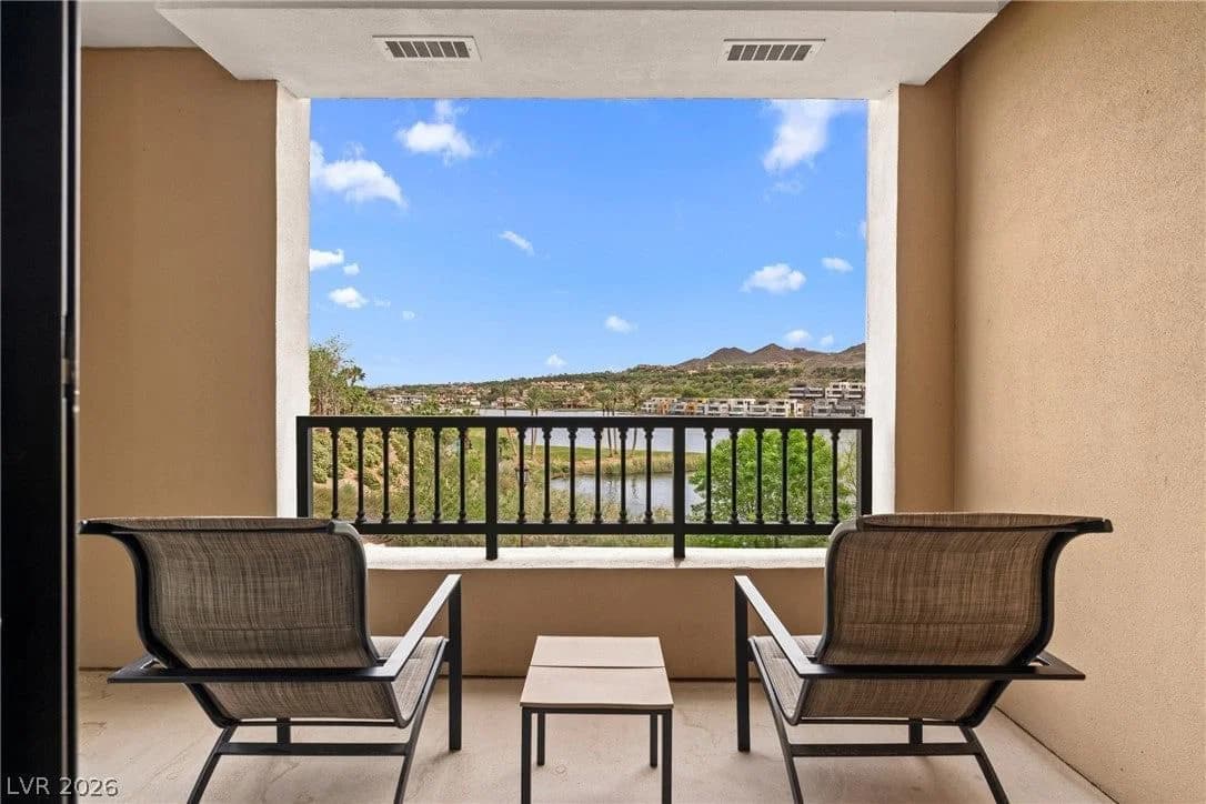 29 Montelago Boulevard photo 3