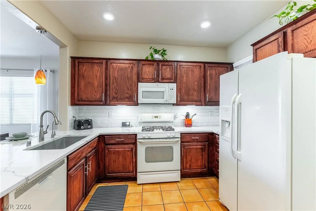 2329 Celestial Moon Street photo 4