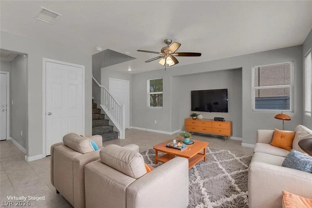 9172 Giardino Villa Street photo 2