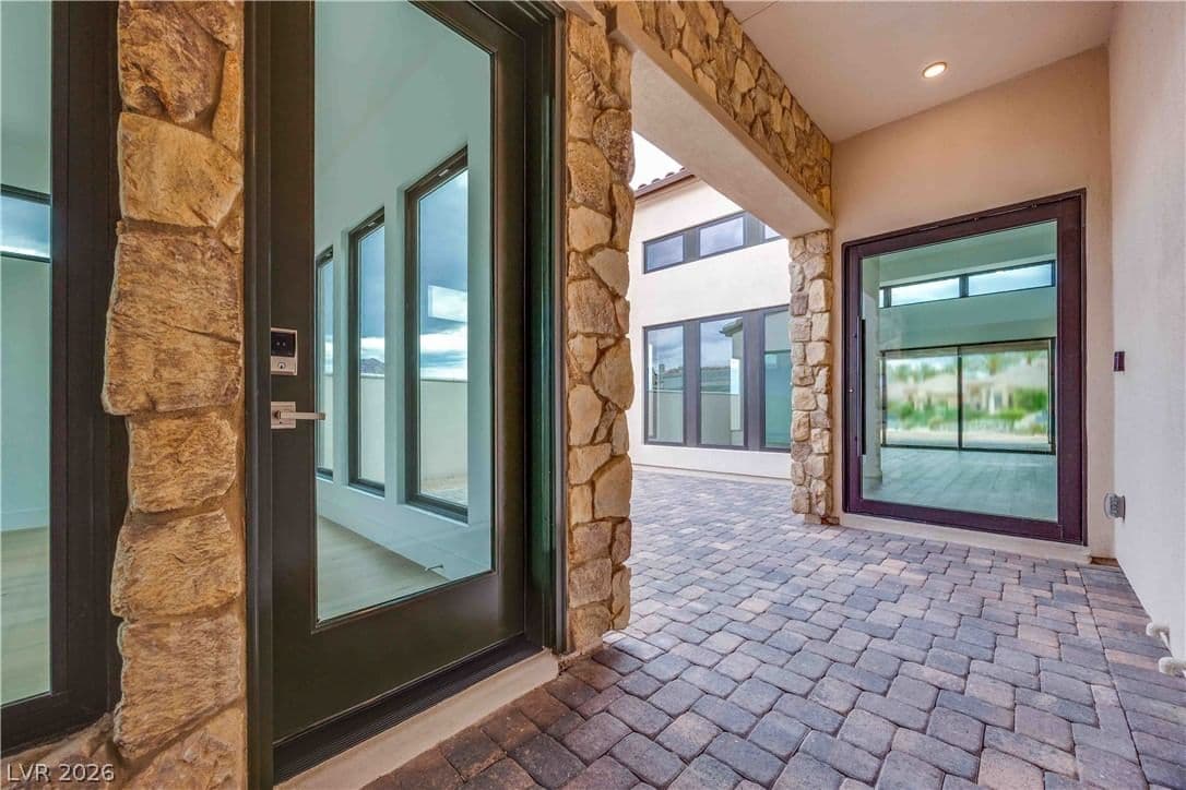 58 Bellissima Lago Court photo 2