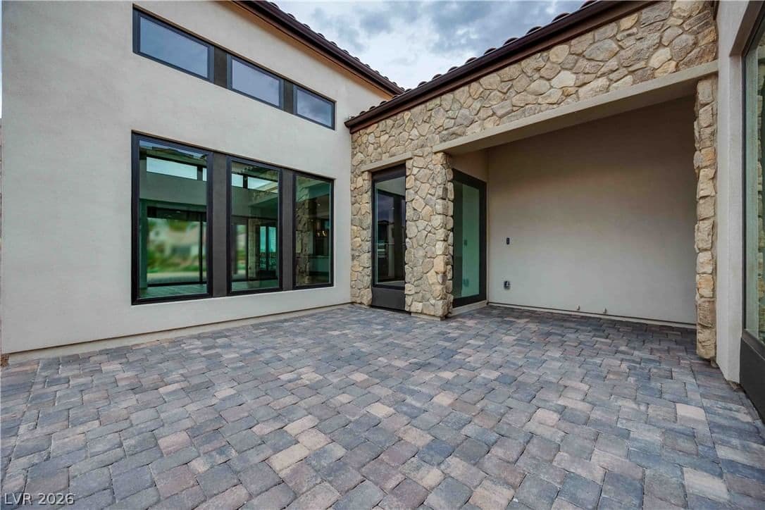 58 Bellissima Lago Court photo 3